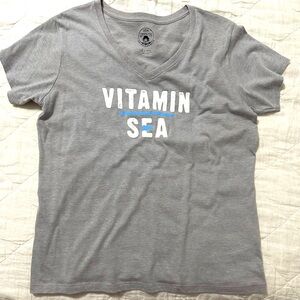 EUC 30A Vitamin Sea Tee L